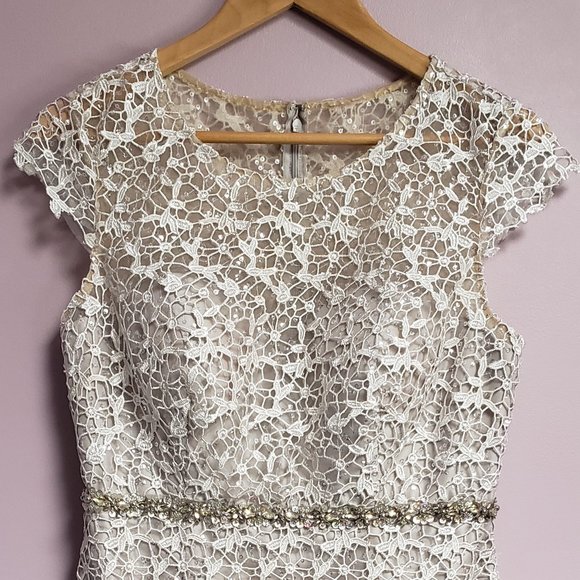 Rianna Size 10 Women's Beige Dress - Pre-Owned - Picture 6 of 8